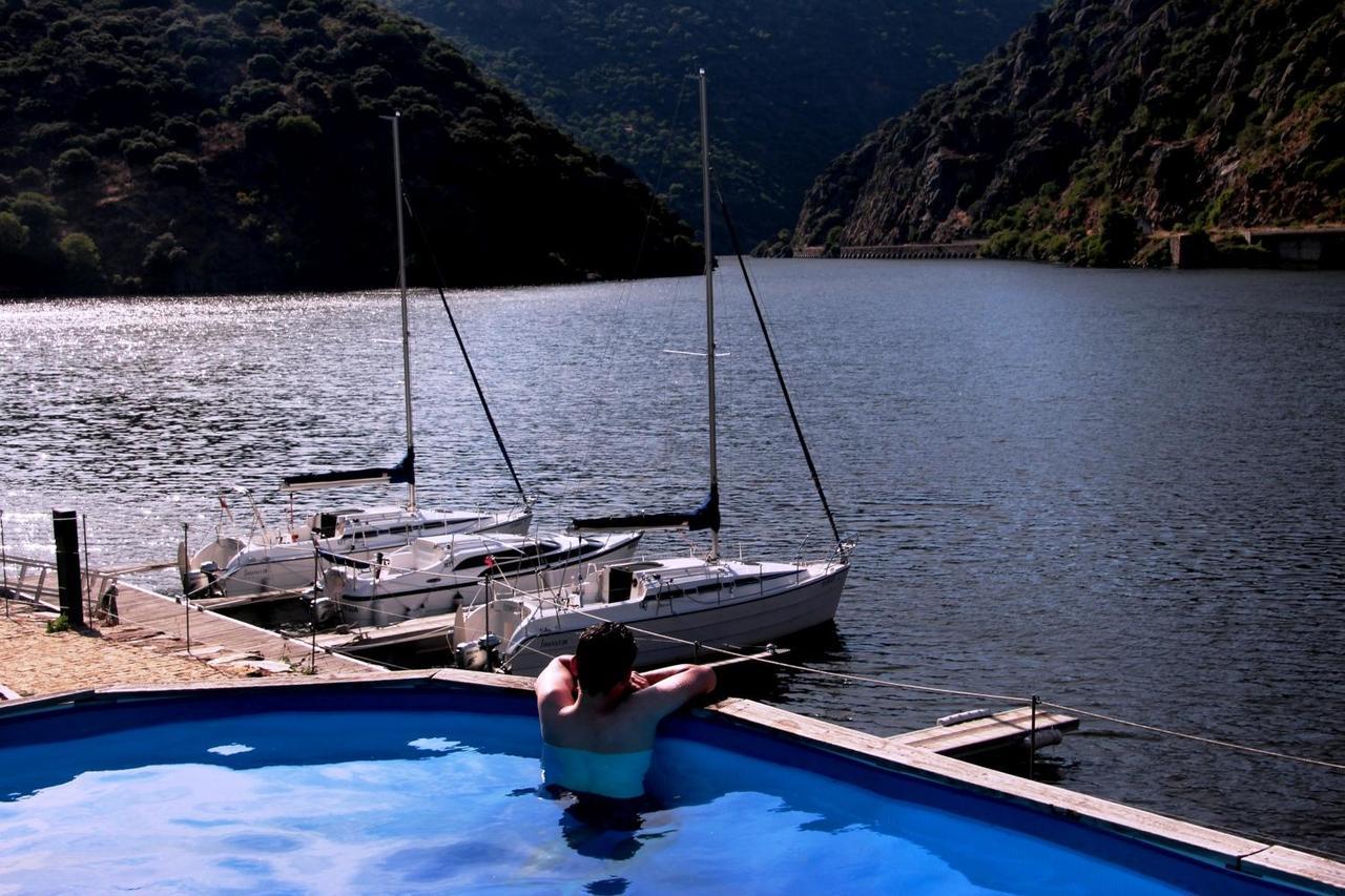 Douro Yacht Charter & Bungalows São João da Pesqueira Exteriér fotografie