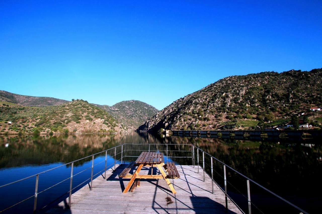 Douro Yacht Charter & Bungalows São João da Pesqueira Exteriér fotografie